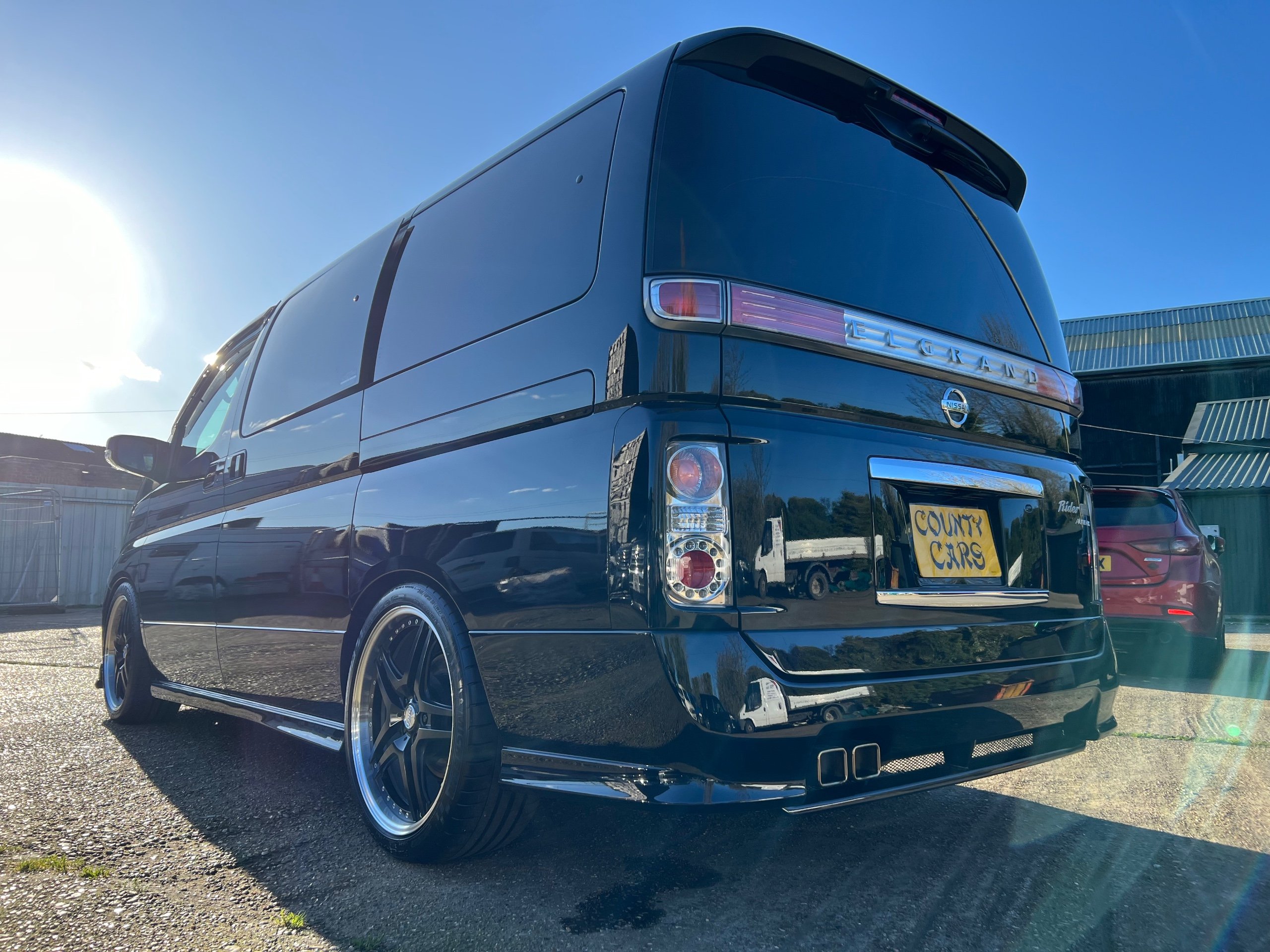Used 2009 Nissan Elgrand Rider for sale in Rochester, Kent County