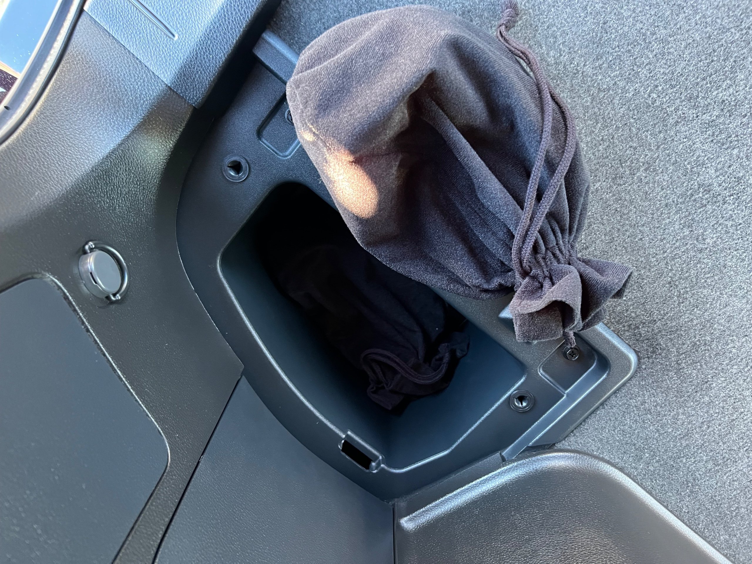 Used 2009 Nissan Elgrand Rider for sale in Rochester, Kent County