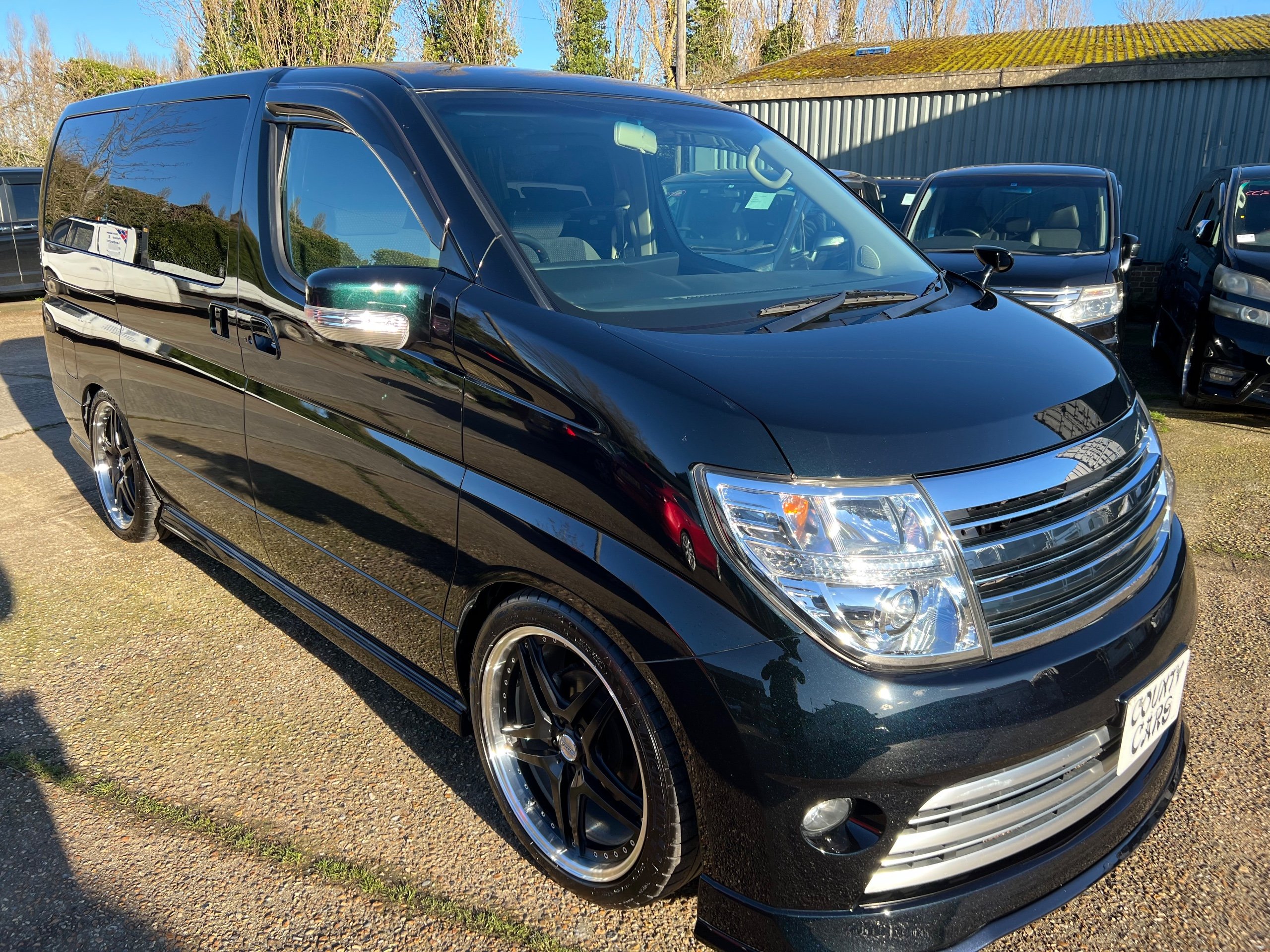 Used 2009 Nissan Elgrand Rider for sale in Rochester, Kent County