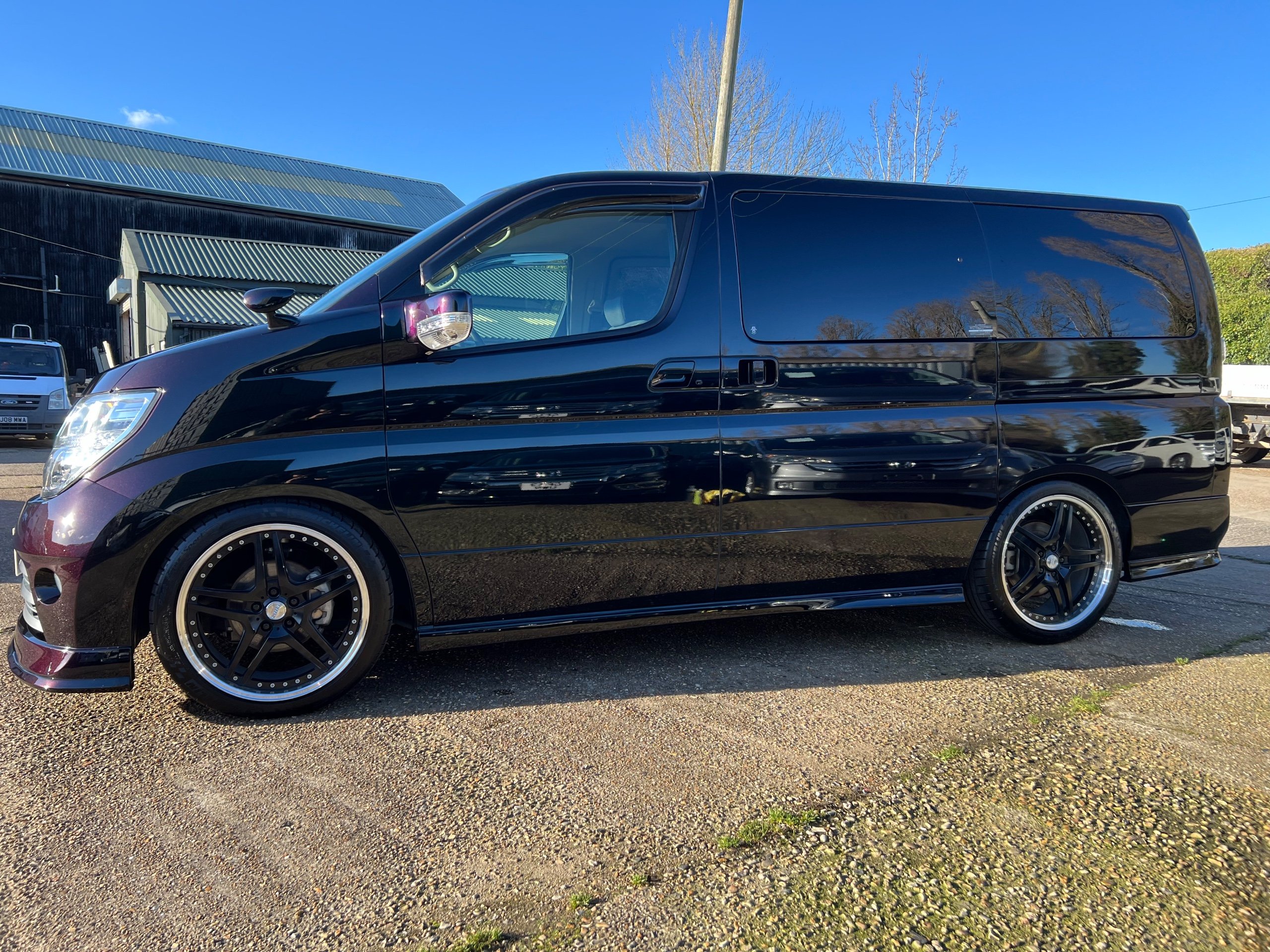 Used 2009 Nissan Elgrand Rider for sale in Rochester, Kent County